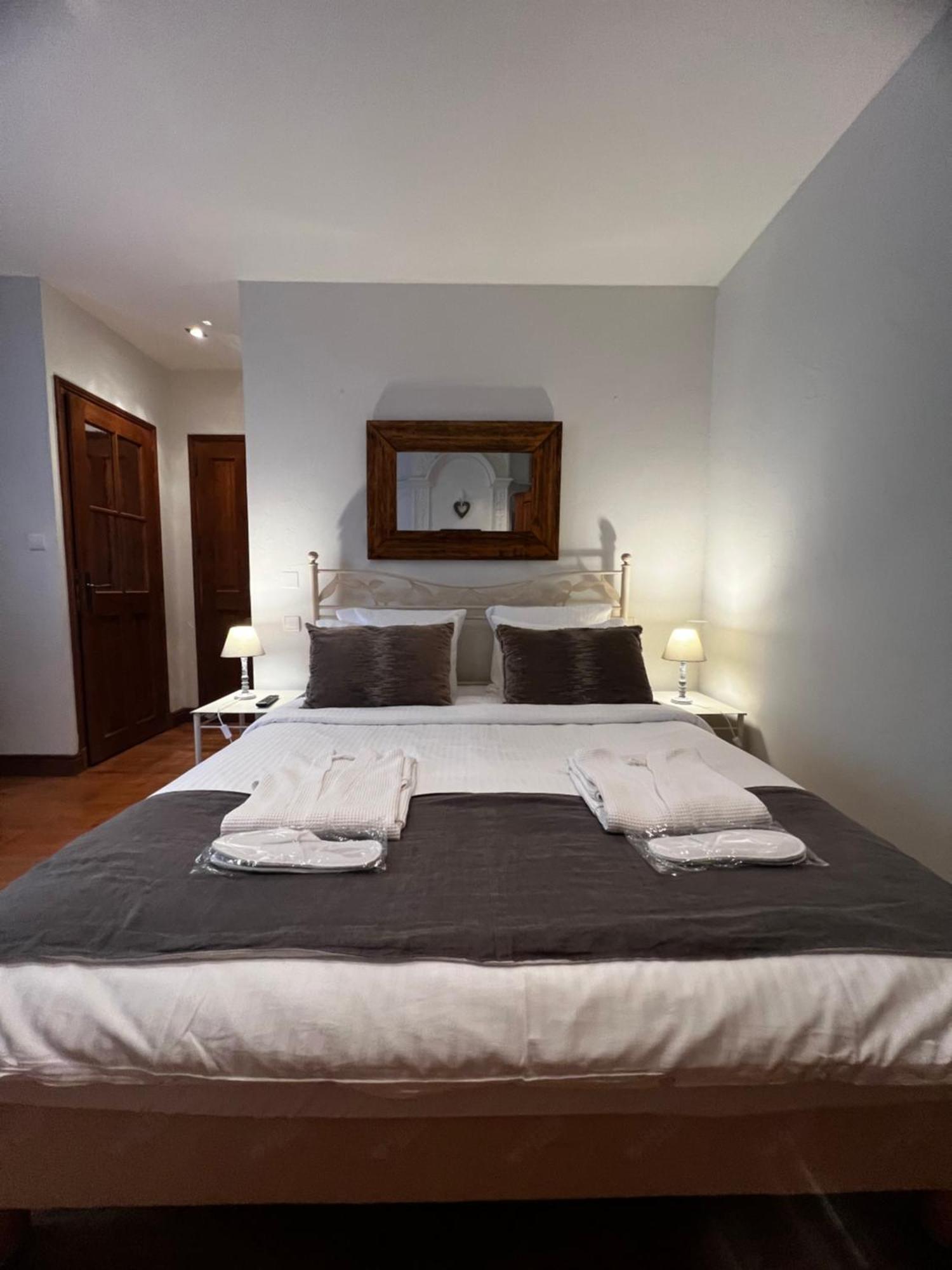 ミルポワ Sci Les Remparts De Mirepoix Bed & Breakfast エクステリア 写真